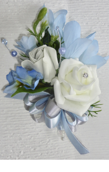 Pin On Corsage For Weddings | Silk Corsage | The Floral ...
White And Baby Blue Corsage