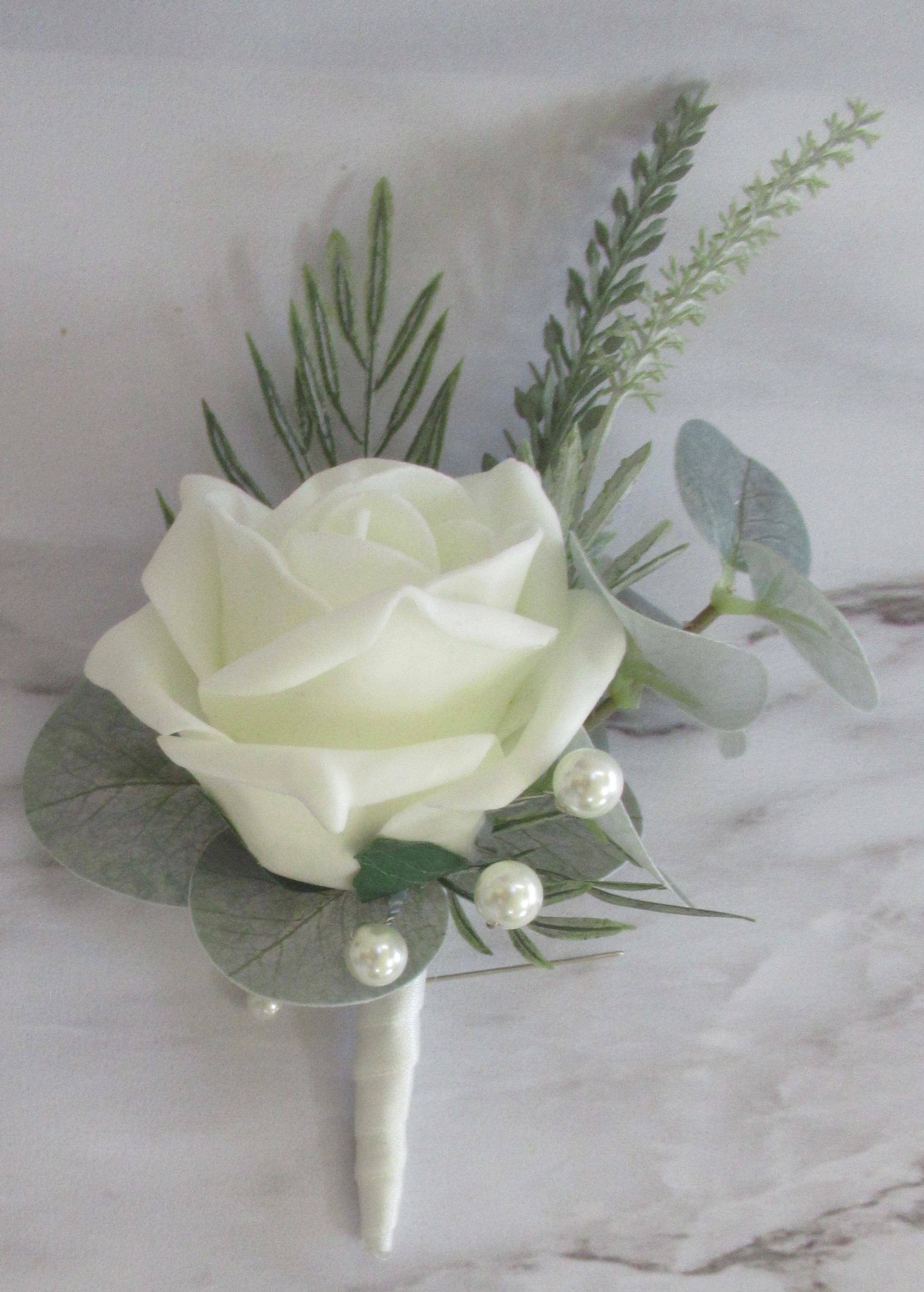 Silk Buttonholes | Buttonaires For Weddings | The Floral Touch UK